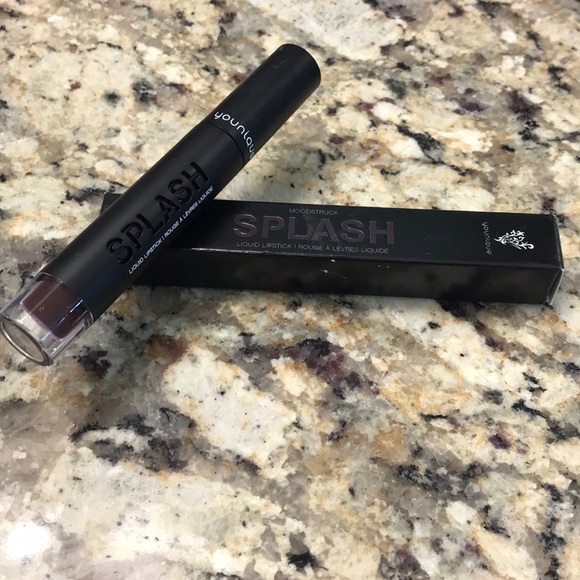 Younique liquid lipstick - Picture 2 of 4